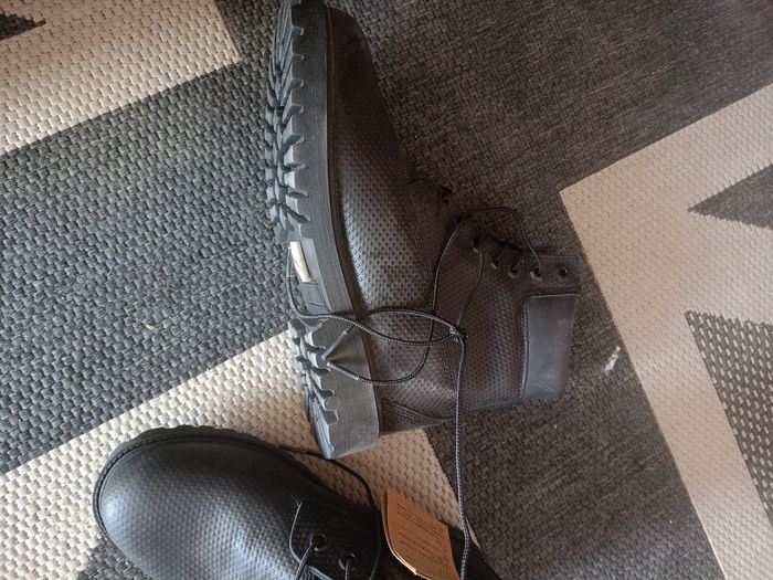 Chaussures noires - photo numéro 2