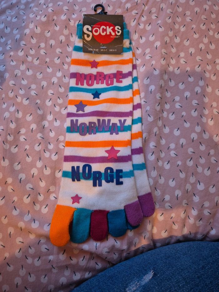 Chaussettes doigts neuves taille 36 40