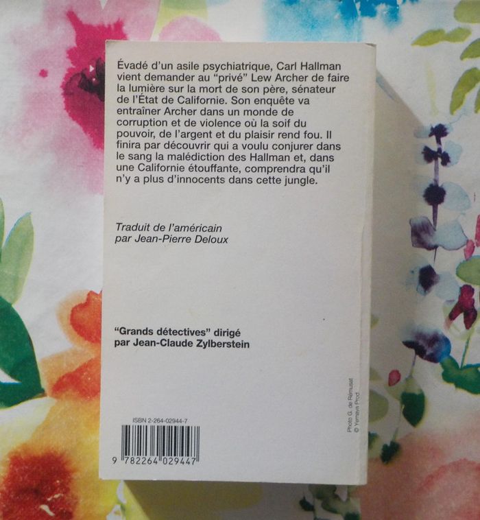 La malédiction des Hallman de Ross Macdonald Ed. 10/18 - photo numéro 2