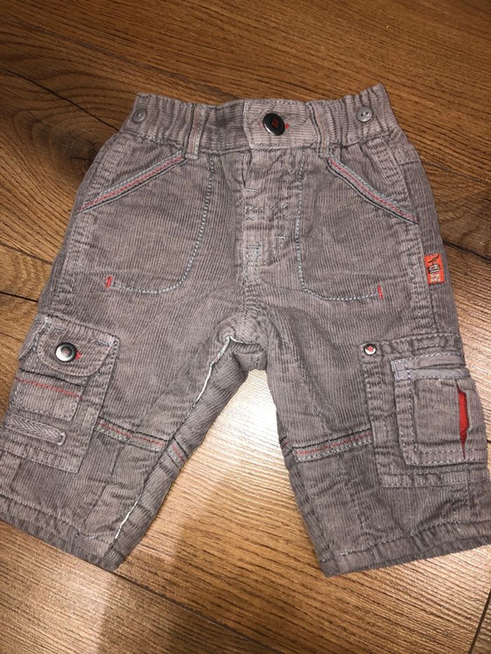 Pantalon sergent major velour 🌺 très bon état taille 1 mois - photo numéro 2