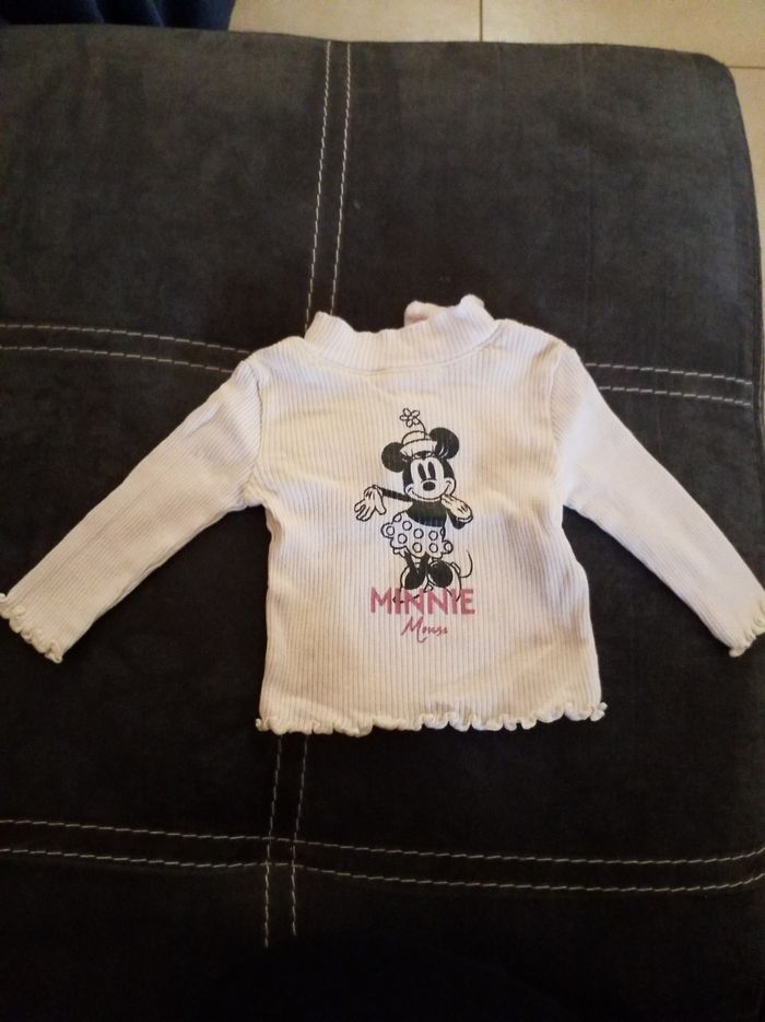 Lot: ensemble Mini + 1 haut pyjama et 1 haut Mini 1 mois - photo numéro 2