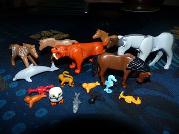 Playmobils lot animaux divers dont tigre dent de sabre
