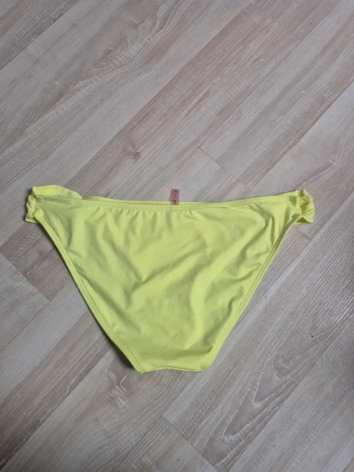 Maillot de bain - photo numéro 4