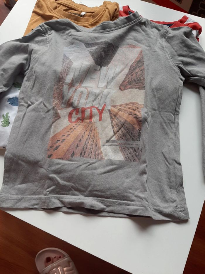 Lot de 5 t-shirts manches longues taille 3 ans - photo numéro 4