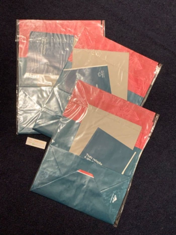 Trois Sacs papier pour cadeau vert Natura Brasil