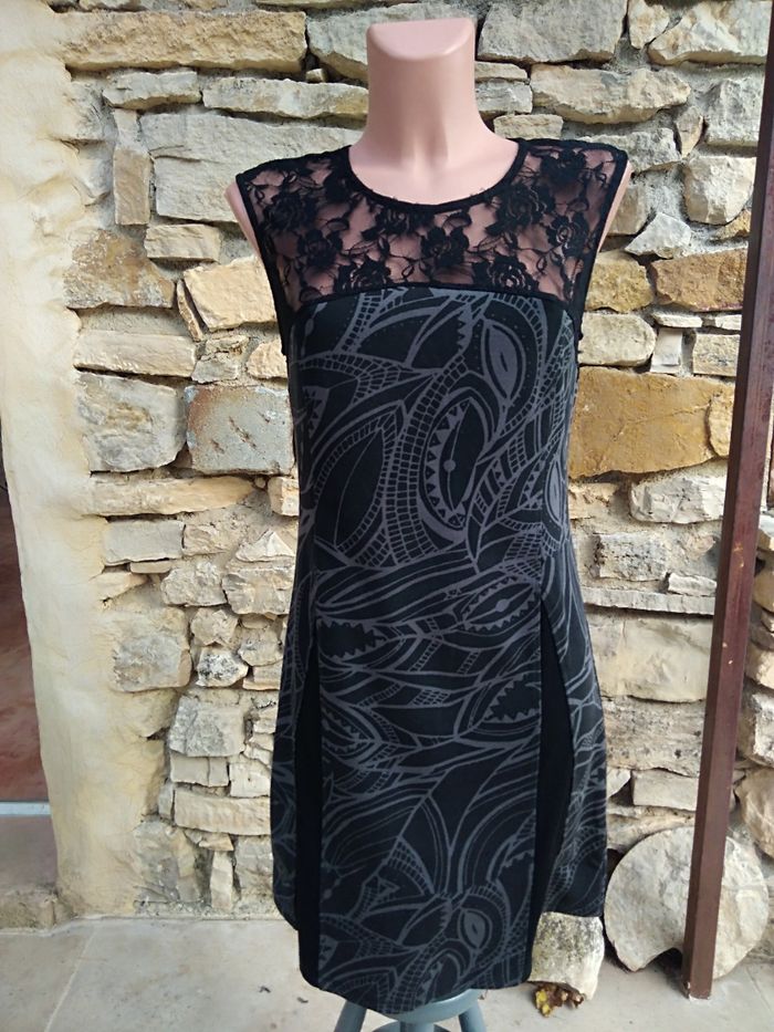 Robe sans manches
