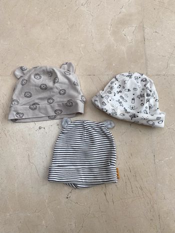 Lot de bonnets bébé naissance