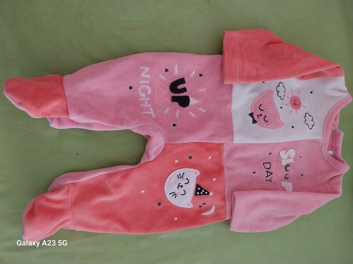 Lot de vêtements 1 et 3  mois fille - photo numéro 8