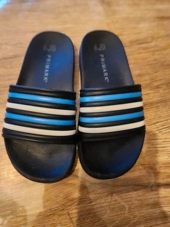 Claquettes taille 32