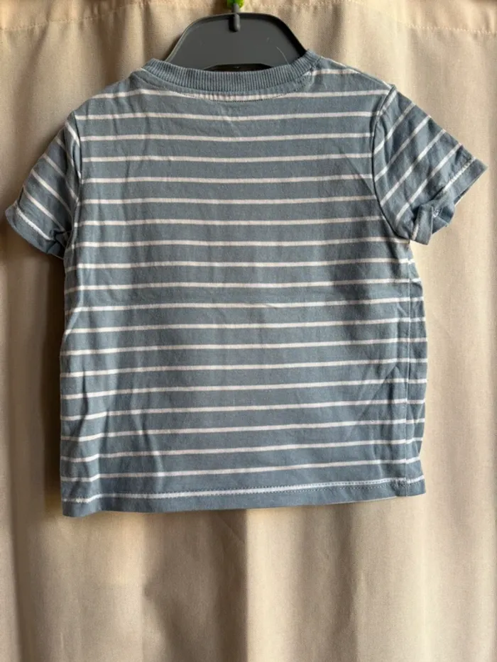 T-shirt 👕 12 mois - photo numéro 4