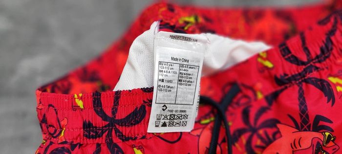 Short de bain 4/5 ans - photo numéro 3
