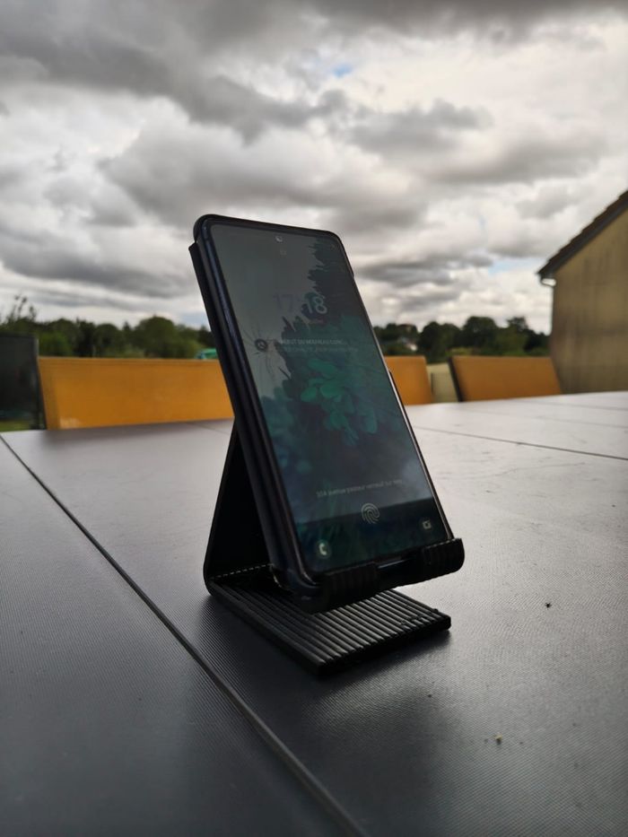 Support téléphone ou tablette - photo numéro 2