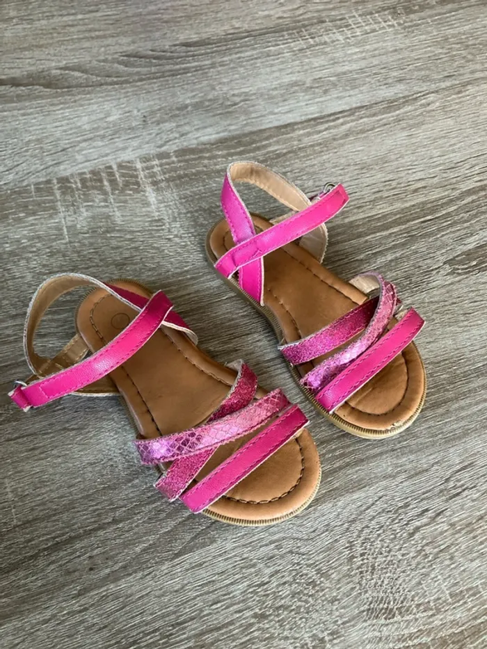 Sandale rose cuir