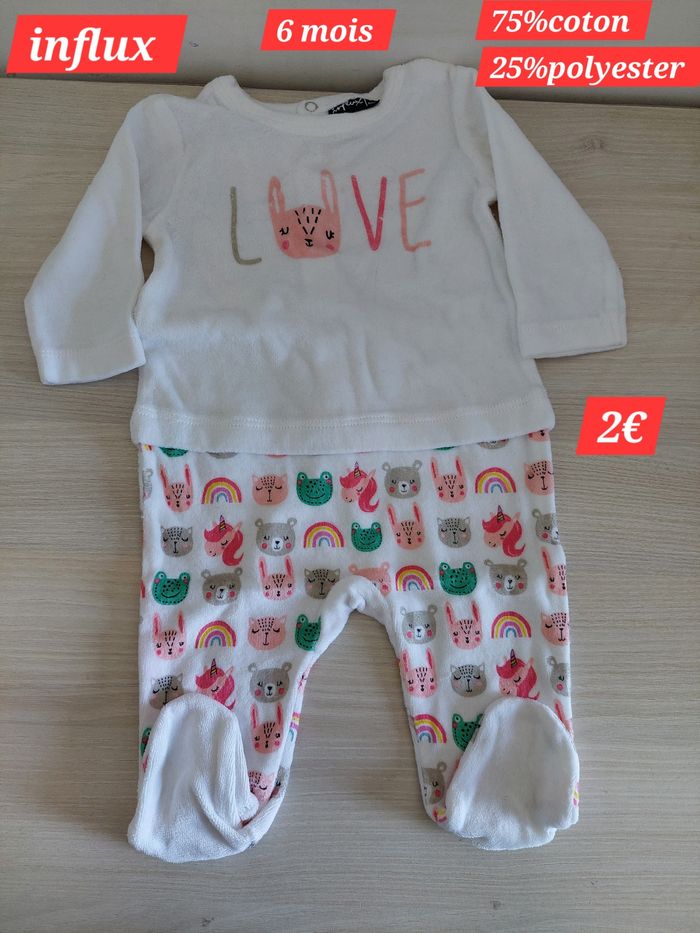 Grenouillère écrit Love fille 6mois - photo numéro 2