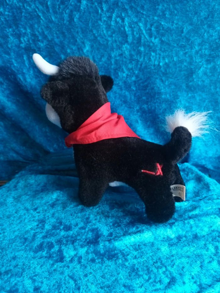 Peluche vache et son bandana - photo numéro 3