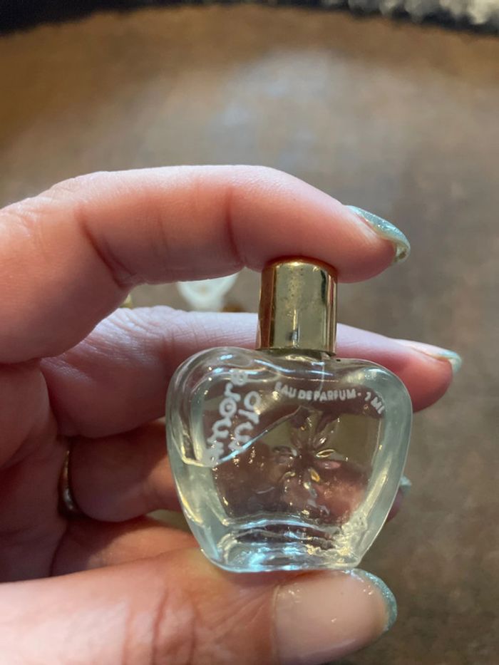 5 miniatures parfum Jeanne arthes - photo numéro 11