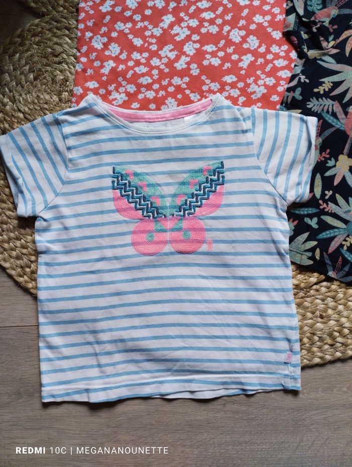 🌸 Lot x5 T‑shirts fleuris – 4 ans – Très bon état - photo numéro 3
