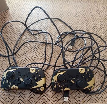 Manette fil switch pokémon
