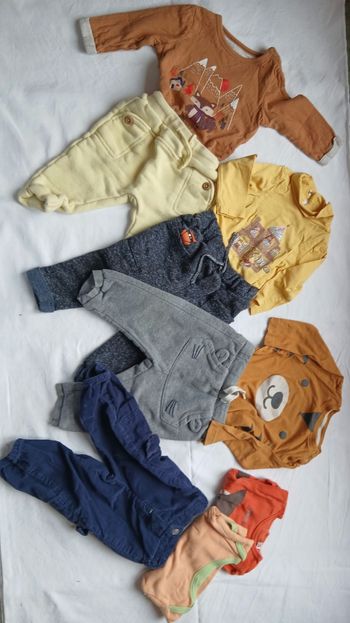 Lot vêtements bébé garçon 12 mois