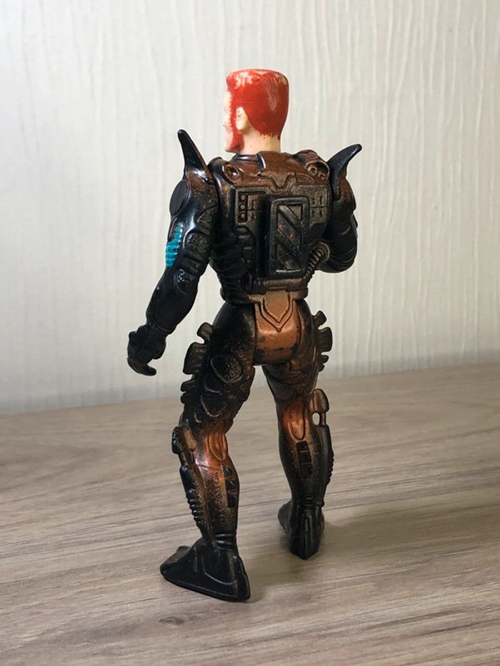 Figurine jouet articulée Vintage Aliens ATAX Space Marine 1993 Kenner - photo numéro 2