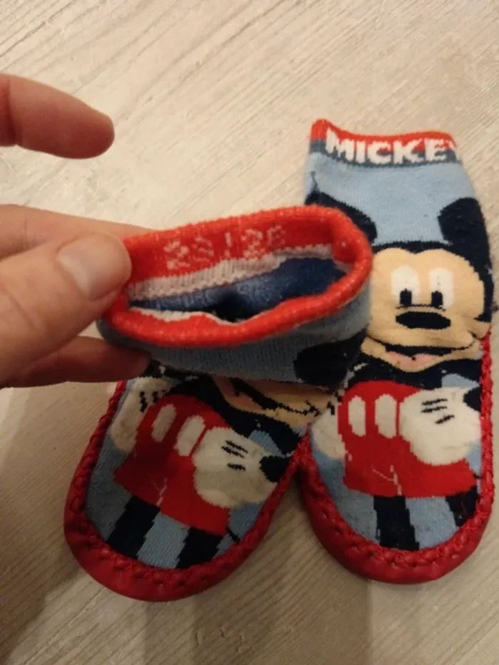 Chaussons chaussettes 23/26 - photo numéro 3