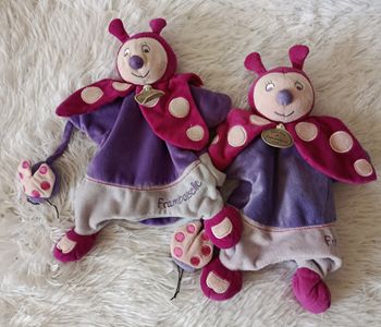 Lot de 2 doudou et compagnie marionnette coccinelle Framboiselle