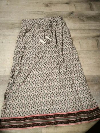 Jupe fendue camaïeu 42