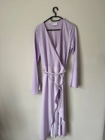 👗Asos design taille 40- Robe mi-longue cache-cœur- Lilas- très bon état