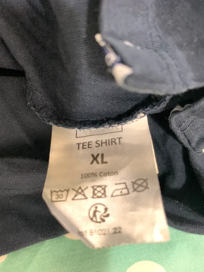 TEE shirt status - photo numéro 3