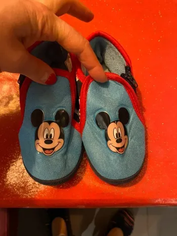 Chaussons Mickey 26