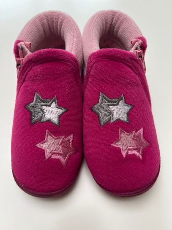 Chaussons isotoner taille 20