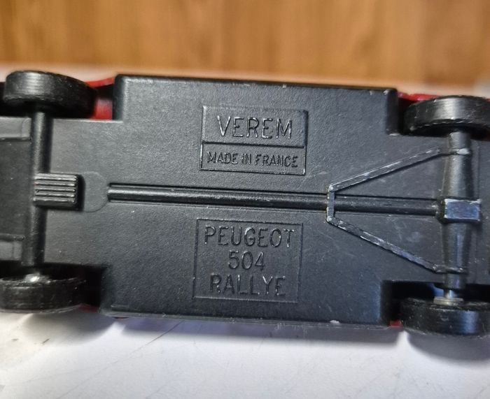 Verem Peugeot 504 Rallye 1/43 voiture miniature vintage Pioneer / Télé Poche - photo numéro 5