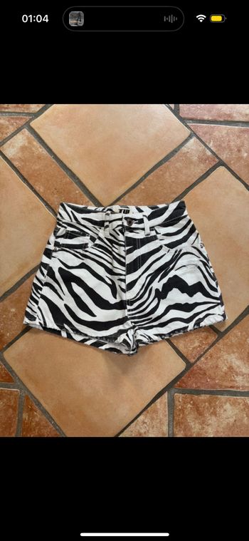 Short crop top