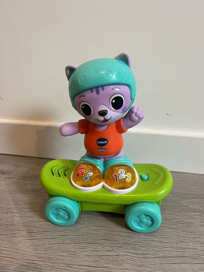 Mina mon chat rouli’goulo