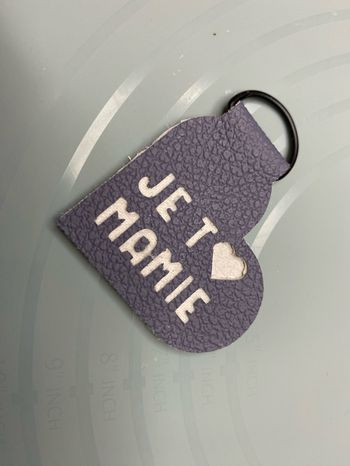 Porte clé coeur simili cuir fête des grands mères