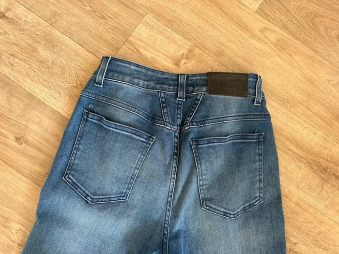 Closed jeans neuf relaxed jeans pedal pusher taille 27 × 32 - photo numéro 7
