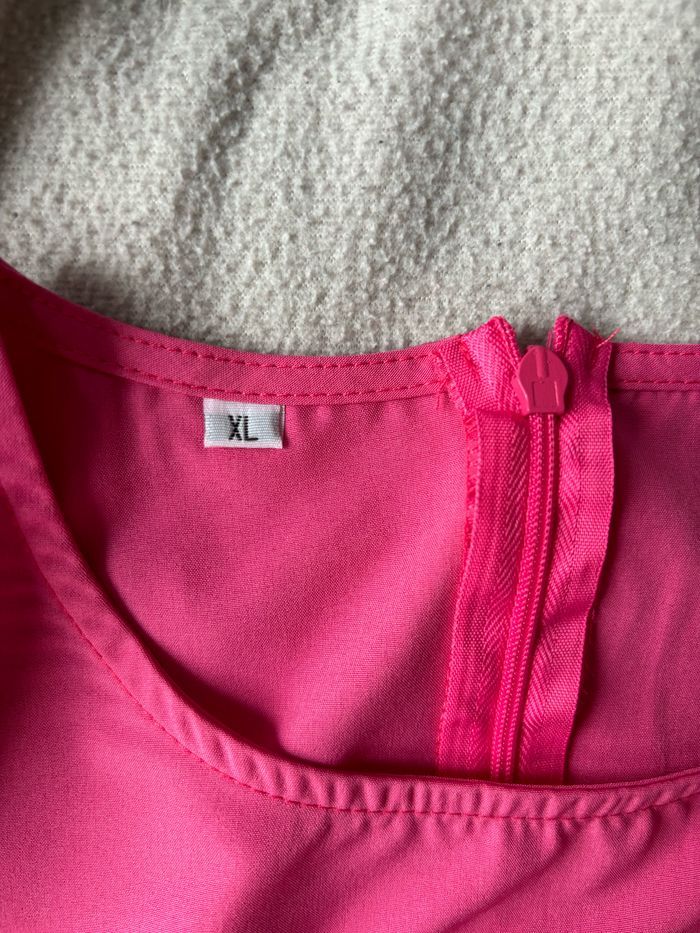 Combinaison rose Fuchsia avec volant tissu - photo numéro 3