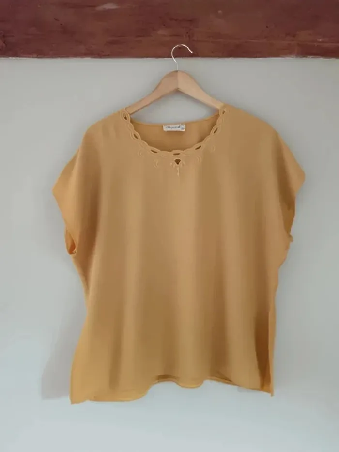 T-shirt jaune moutarde Picwick - photo numéro 3