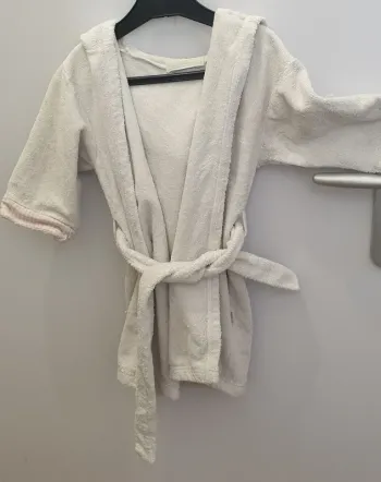 Peignoir à capuche Taille 3 ans