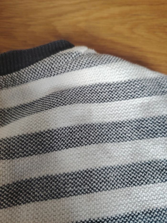 Pull taille 5 ans - photo numéro 4