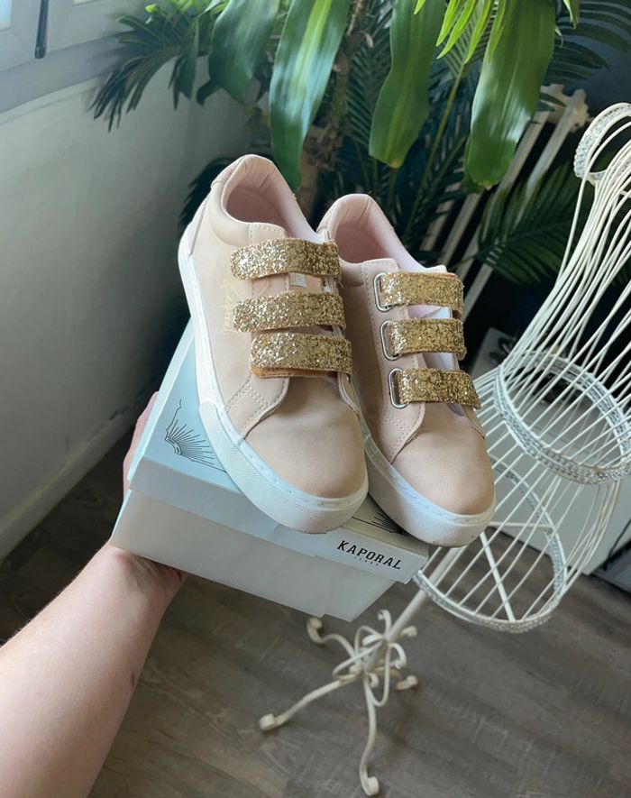 Chaussures, caporal