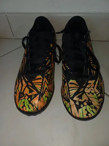 Superbes chaussures de Crampons stabilisés pointure 34