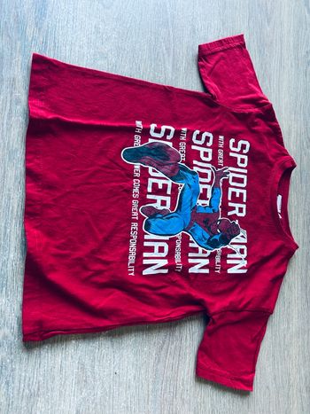 Teeshirt manches courtes rouge 6 ans Spiderman
