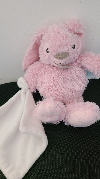 Doudou mouchoir lapin BABY NAT' Guimauve rose