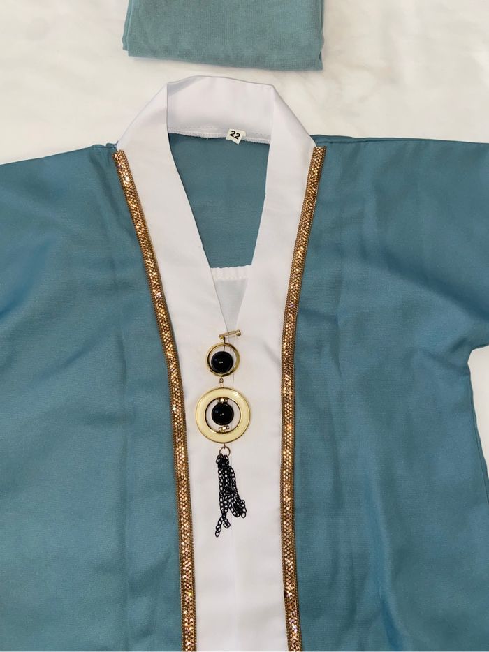 Abaya pour bébé de 1 an couleur vert blanc - photo numéro 3