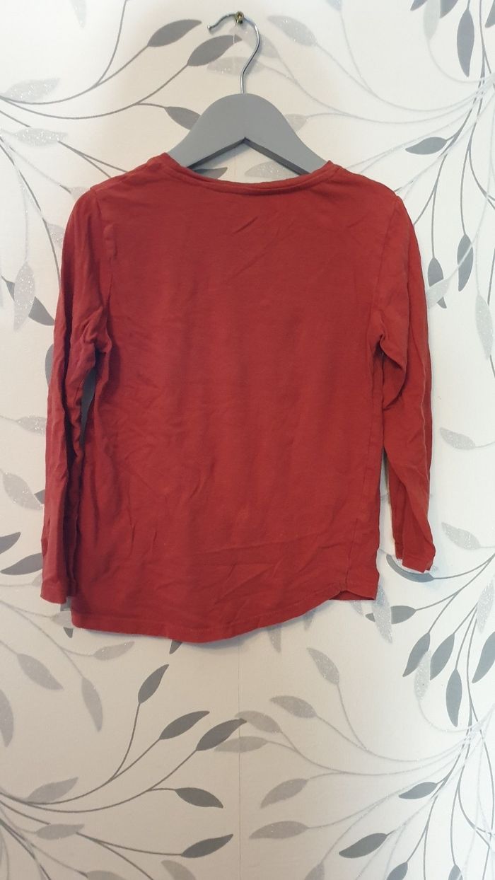 Tee-shirt manche longue bordeaux taille 5 ans - photo numéro 2