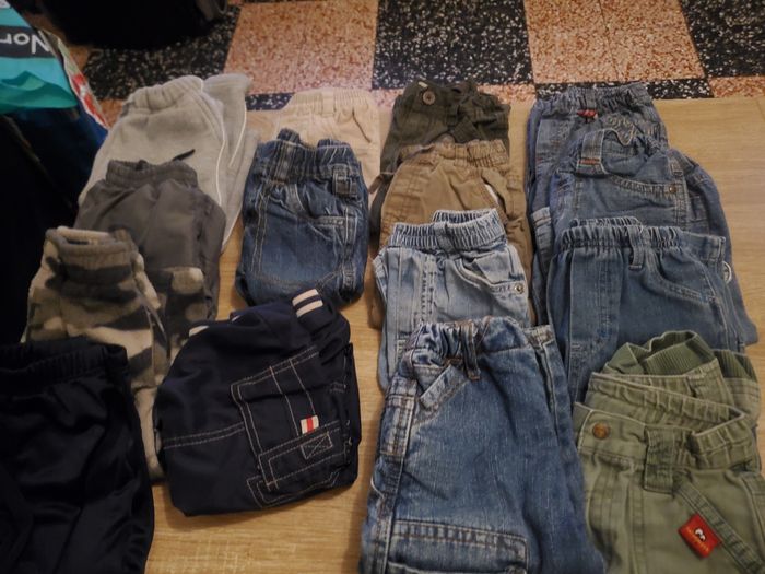 Lot pantalon 18 mois - photo numéro 2