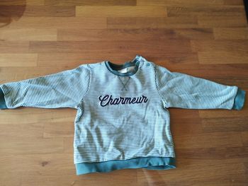 Pull/sweat tape à l'oeil