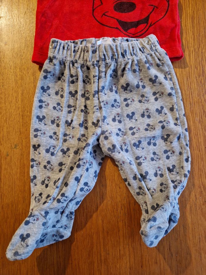Pyjama Mickey 6 mois - photo numéro 2