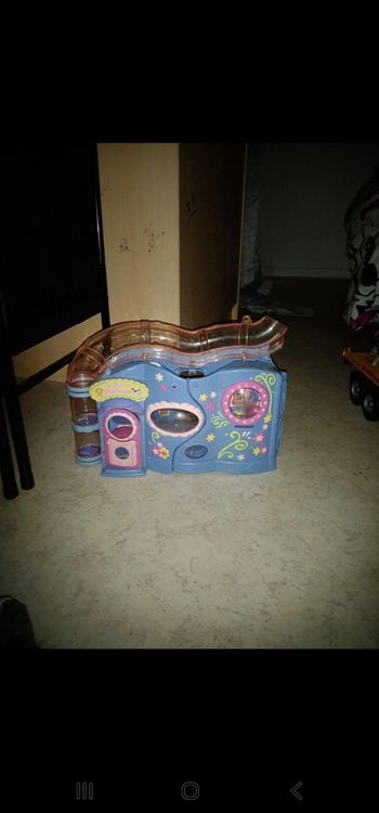 Maison pet shop